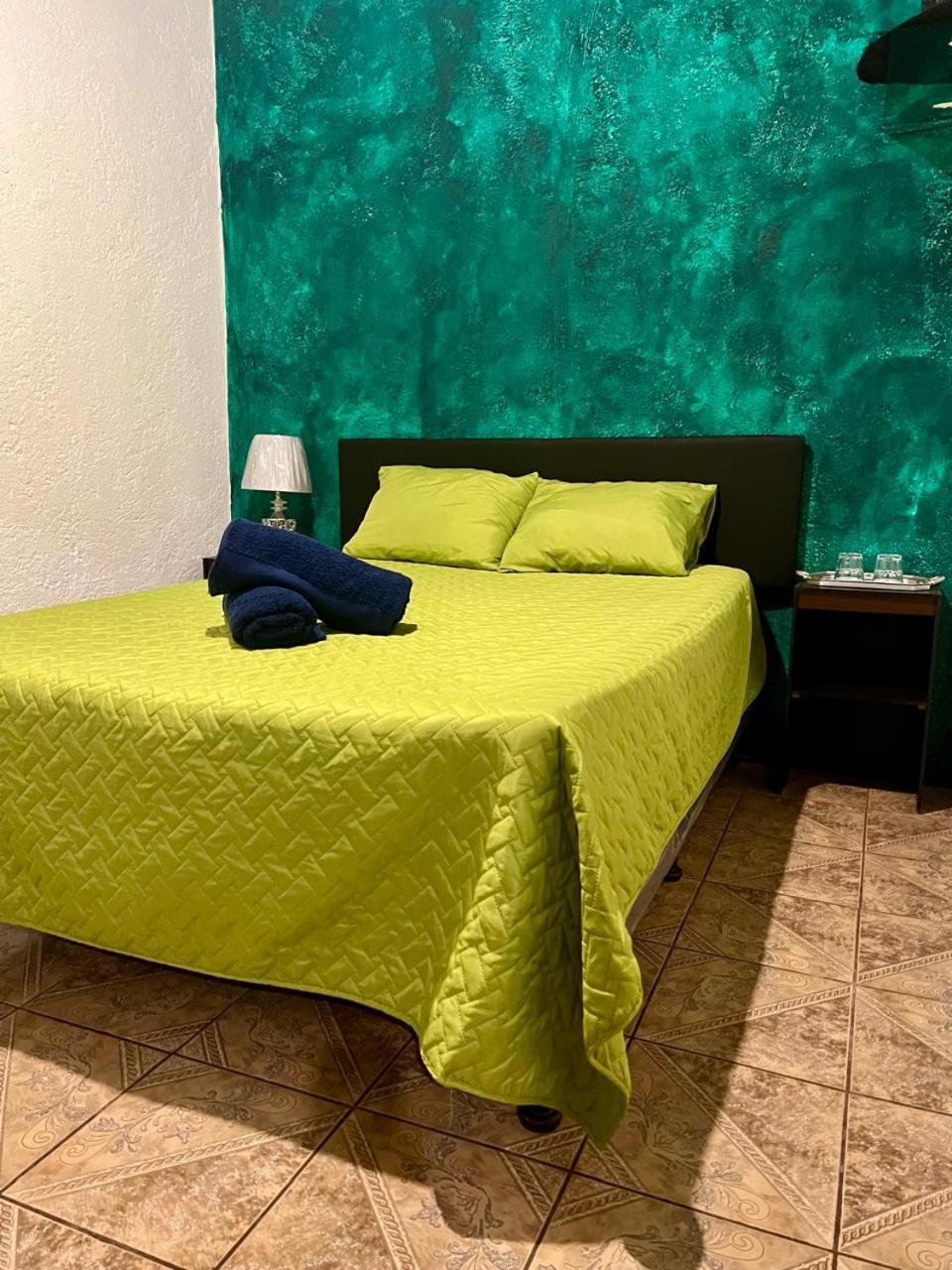Wonderland Hostel Antigua Eksteriør bilde