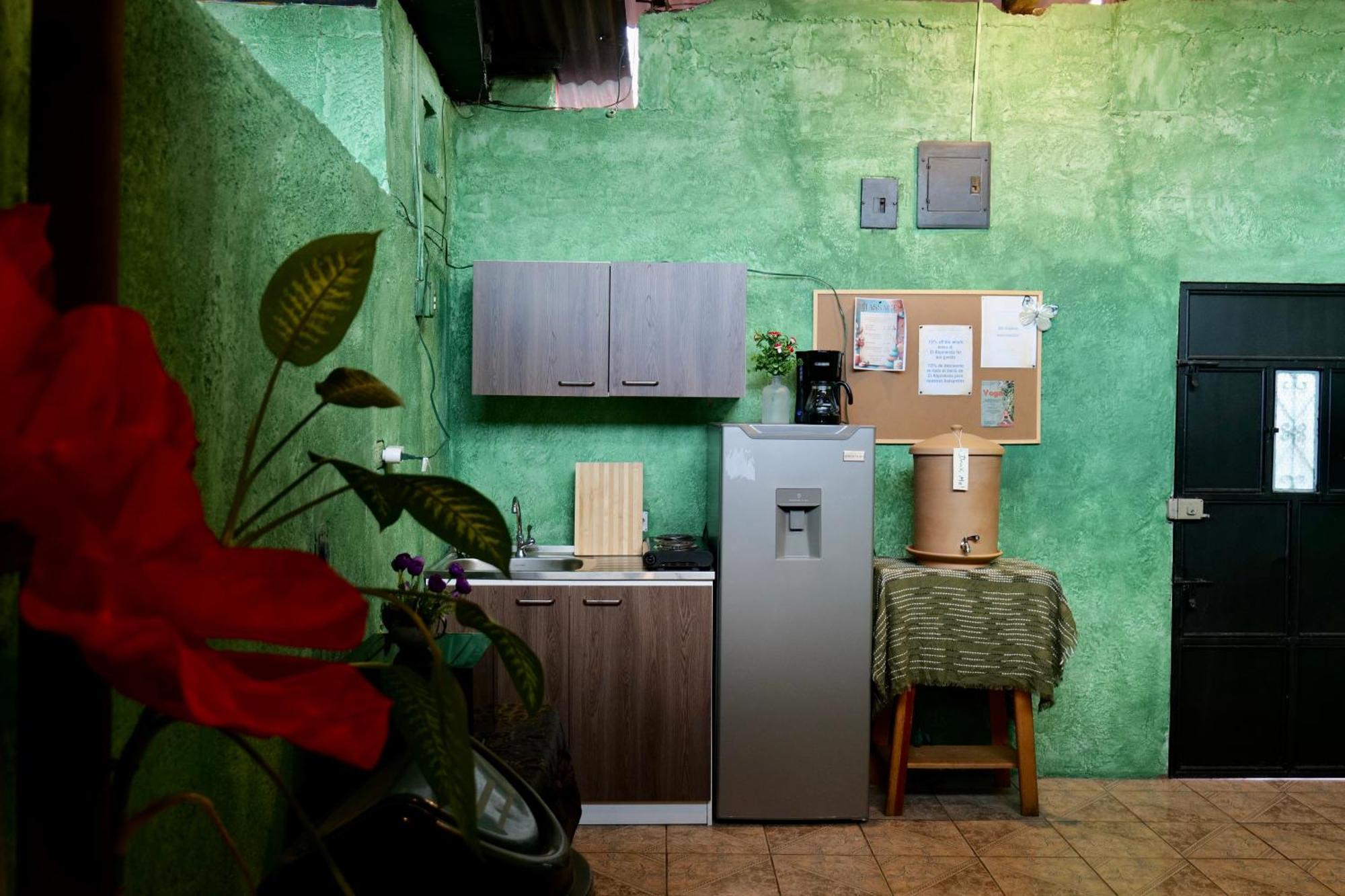 Wonderland Hostel Antigua Eksteriør bilde